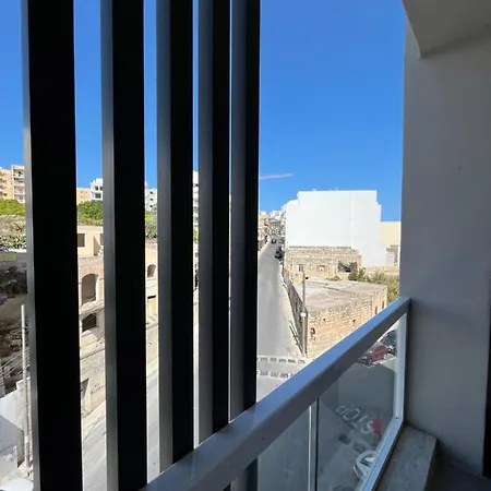 Bay's Water San Julián