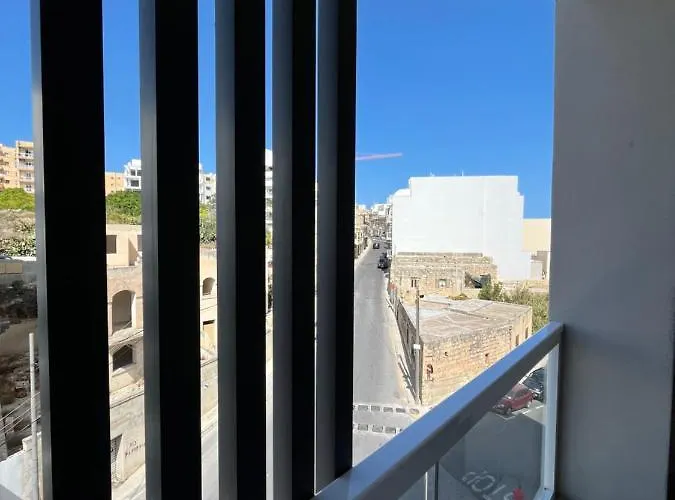 Bay's Water Saint Julian's