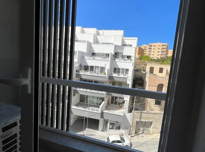 Bay's Water Saint Julian's